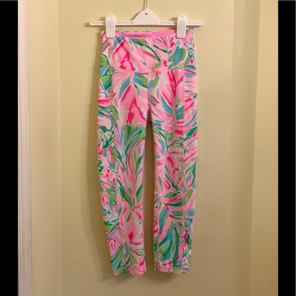 Sold! Lilly Pulitzer Luxletic 21” Crop Legging